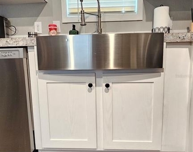 1831 Ruby Street - Photo Thumbnail 2