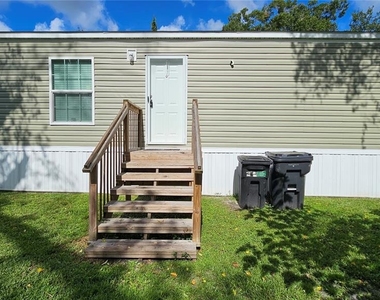 1831 Ruby Street - Photo Thumbnail 27