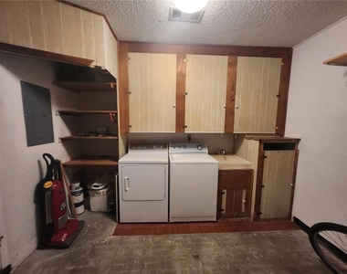 2842 Highlands Boulevard - Photo Thumbnail 4