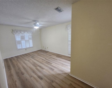 2842 Highlands Boulevard - Photo Thumbnail 19