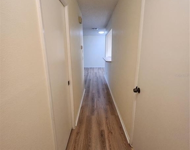 2842 Highlands Boulevard - Photo Thumbnail 15