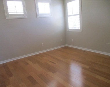 1368 Emerald Dunes Drive - Photo Thumbnail 17