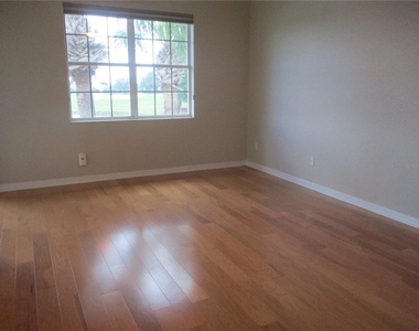 1368 Emerald Dunes Drive - Photo Thumbnail 12