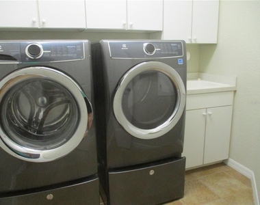 1368 Emerald Dunes Drive - Photo Thumbnail 20