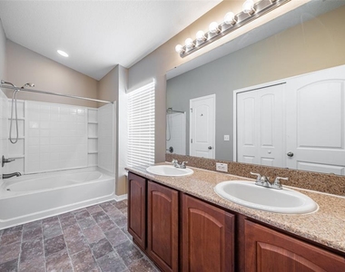 6750 Eagle Feather Drive - Photo Thumbnail 17