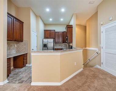 6750 Eagle Feather Drive - Photo Thumbnail 8