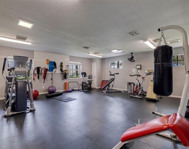 5266 Beach Drive Se - Photo Thumbnail 22