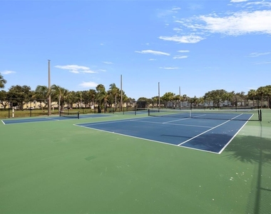 5266 Beach Drive Se - Photo Thumbnail 17