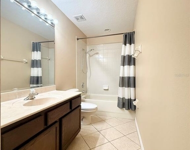 27202 Fordham Drive - Photo Thumbnail 16