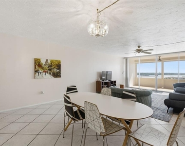 17920 Gulf Boulevard - Photo Thumbnail 11