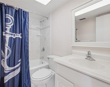 17920 Gulf Boulevard - Photo Thumbnail 25
