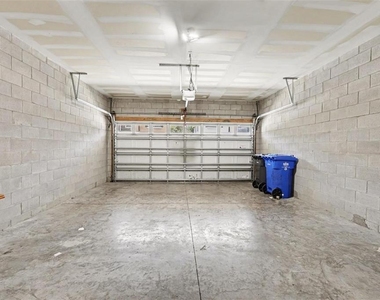 5520 Kinglethill Drive - Photo Thumbnail 18