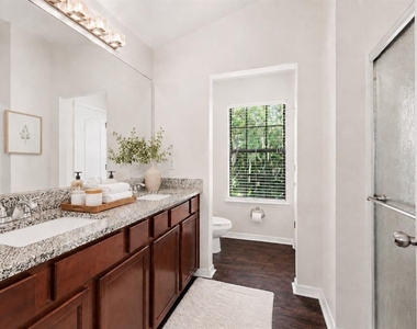 5520 Kinglethill Drive - Photo Thumbnail 11