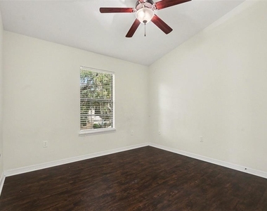 5520 Kinglethill Drive - Photo Thumbnail 13