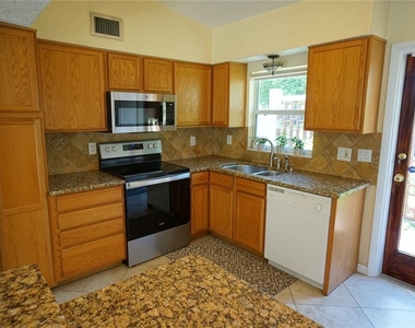 3416 Picwood Road - Photo Thumbnail 11