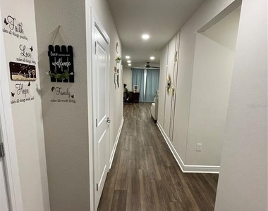 30543 Thunderbird Dr - Photo Thumbnail 2