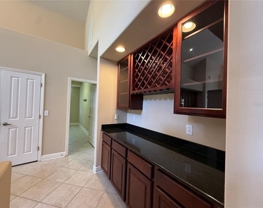 1754 Fircrest Ct - Photo Thumbnail 8