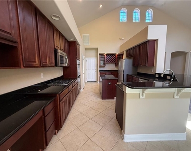 1754 Fircrest Ct - Photo Thumbnail 12