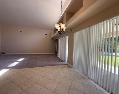 1754 Fircrest Ct - Photo Thumbnail 15