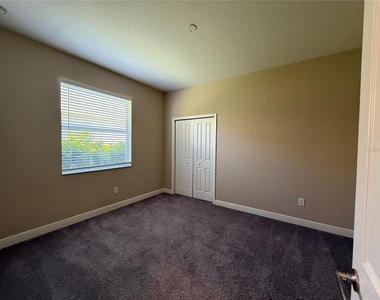 1754 Fircrest Ct - Photo Thumbnail 18