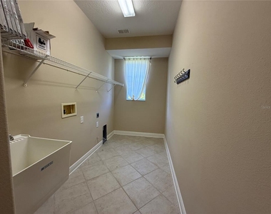 1754 Fircrest Ct - Photo Thumbnail 42