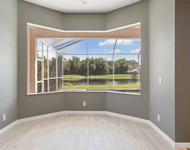 10226 Deercliff Drive - Photo Thumbnail 6