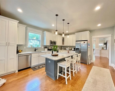 1408 E Powhatan Avenue - Photo Thumbnail 21