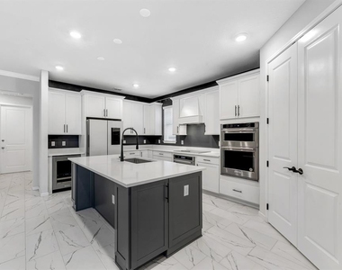 12919 Willow Grove Drive - Photo Thumbnail 13