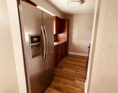 3210 Laurel Lane - Photo Thumbnail 22