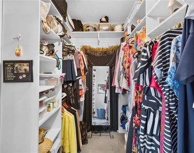 736 Island Way - Photo Thumbnail 43