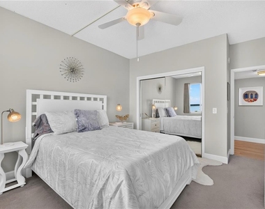 736 Island Way - Photo Thumbnail 35