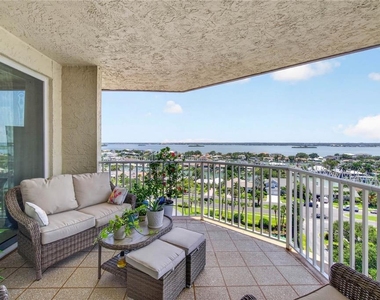 736 Island Way - Photo Thumbnail 24