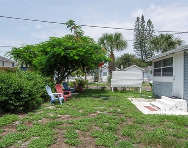 3860 Burlington Avenue N - Photo Thumbnail 19