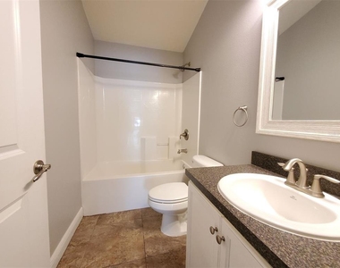 10737 Standing Stone Drive - Photo Thumbnail 14