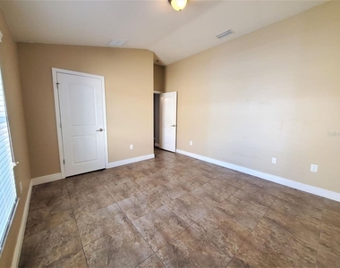 10737 Standing Stone Drive - Photo Thumbnail 13