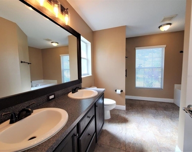 10737 Standing Stone Drive - Photo Thumbnail 9
