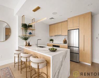 960 Franklin Avenue - Photo Thumbnail 1