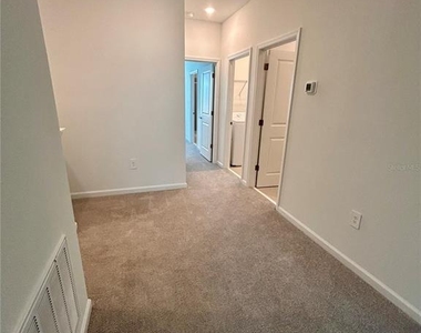 7081 Rosy Sky Avenue - Photo Thumbnail 11