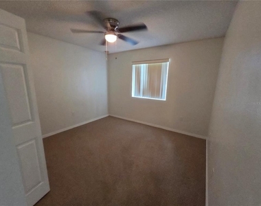 330 Aldershot Court - Photo Thumbnail 29