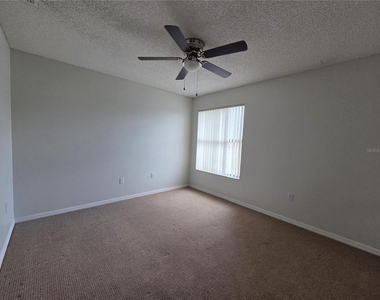 330 Aldershot Court - Photo Thumbnail 32