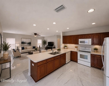 330 Aldershot Court - Photo Thumbnail 4