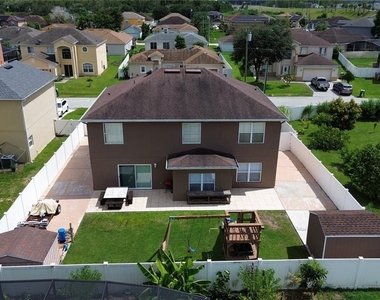 330 Aldershot Court - Photo Thumbnail 42