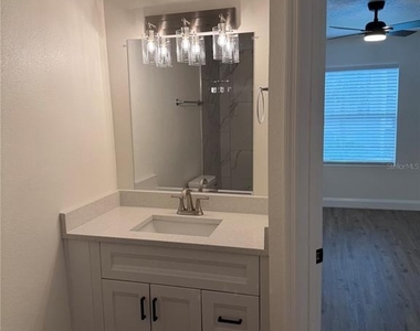 3024 Parkway Boulevard - Photo Thumbnail 6
