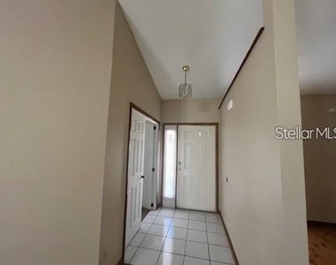782 Americana Court - Photo Thumbnail 5