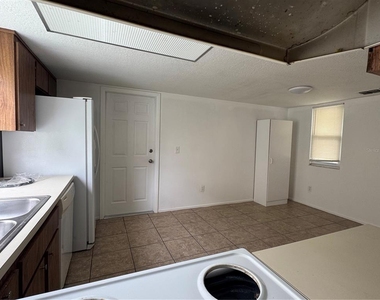 2352 Pebble Brook Road - Photo Thumbnail 4