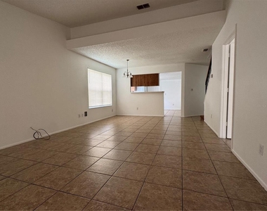 2352 Pebble Brook Road - Photo Thumbnail 2