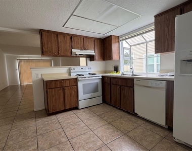 2352 Pebble Brook Road - Photo Thumbnail 5
