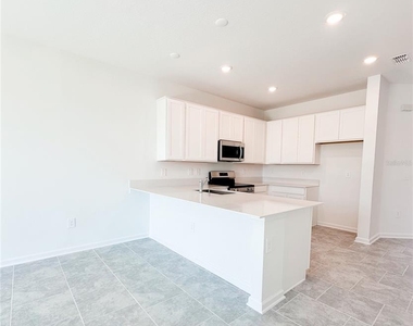 2768 Pierr St - Photo Thumbnail 2