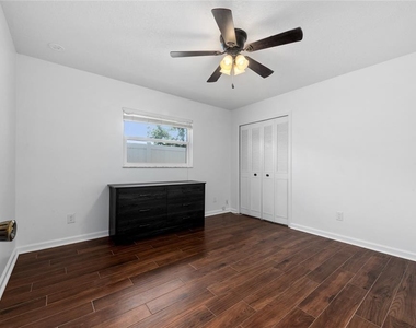 3175 Lake Anderson Avenue - Photo Thumbnail 15