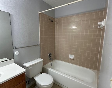 11550 Westwood Boulevard - Photo Thumbnail 17